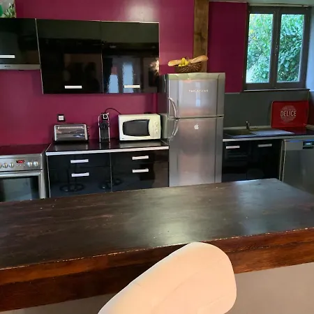 9 Rue Des Ecoles Гостевой дом *